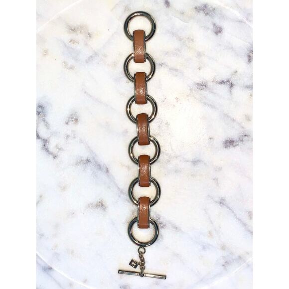 Banana Republic Chunky Gold Tone Tan Leather Link Toggle Bracelet EUC - Picture 8 of 9